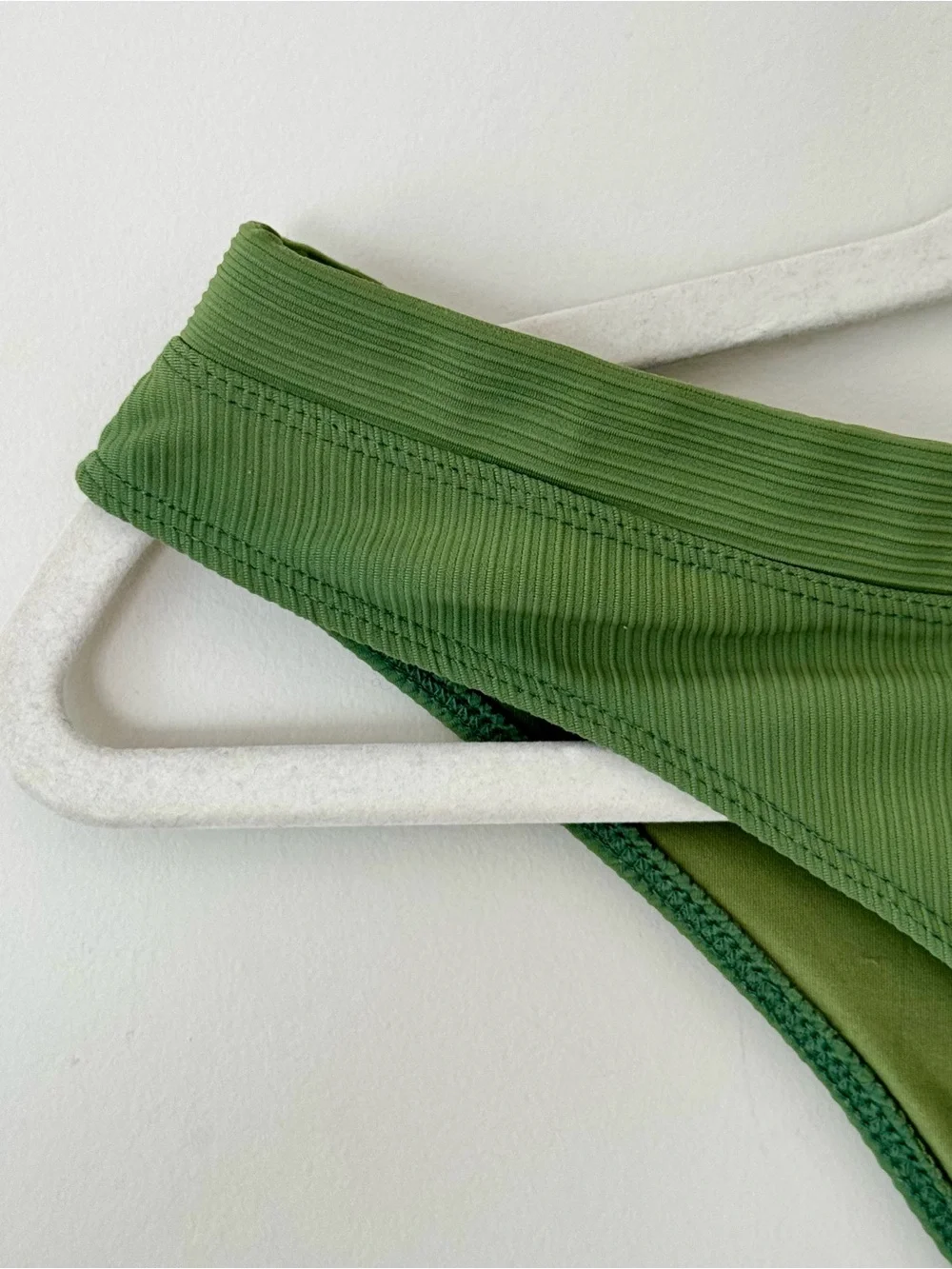 Buckle Double Zero Ribbed Cheeky Bikini Bottoms, Sage Green – Size Large